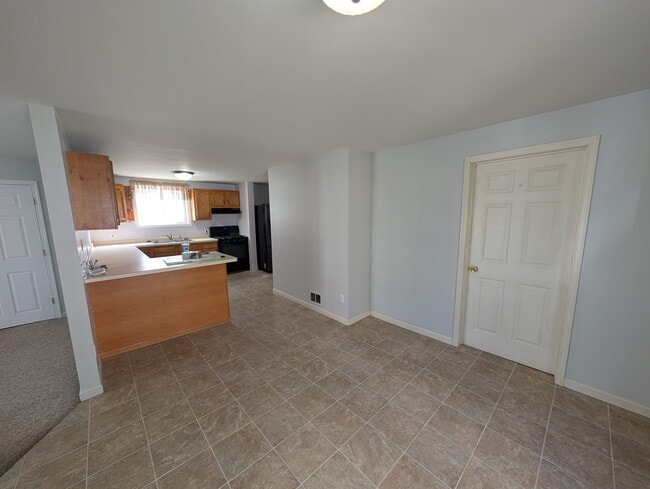 Photo - 92 Harrison Pl