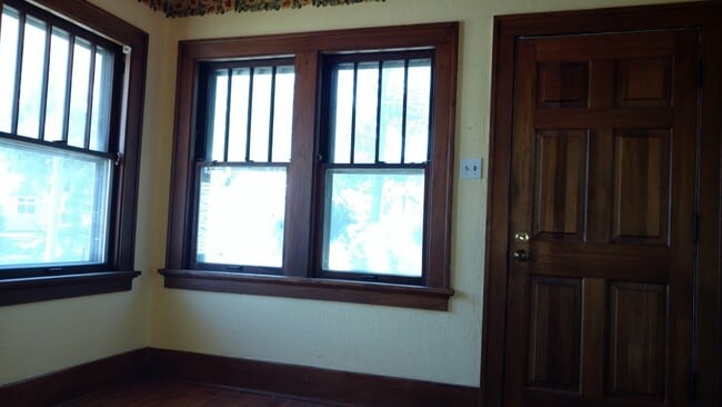 Photo - Now leasing for MAY 2026! Check out our 4 bedroom/3 bath house in Cedar Falls!