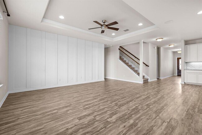 Photo - 83 Prospector Ln