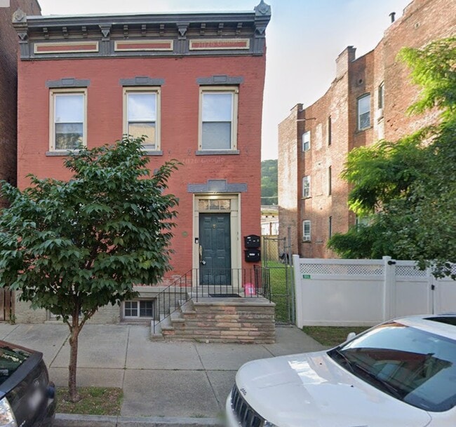 Photo - 166 4th St Unit Floor 2