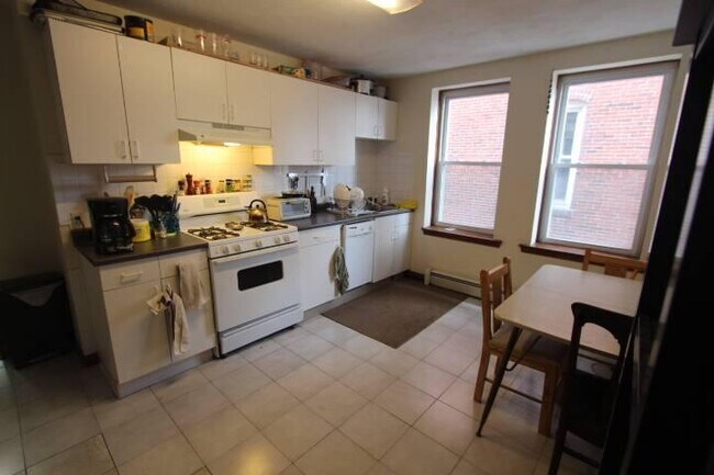 Photo - 3.0 bedroom in Cambridge Massachusetts 02139 Unit 3
