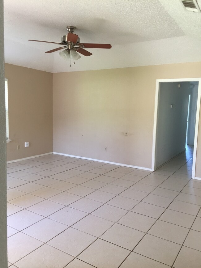 Photo - 354 Spring Branch Ln