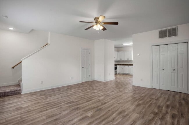 Photo - 2926 Princess Pl Dr