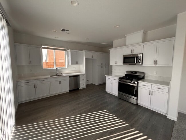 Photo - Beautiful Brand-New House for rent in Visa...