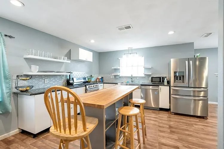 Photo - 18047 Bambriar Dr