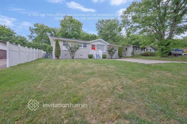 Photo - 111 Curtiswood Dr