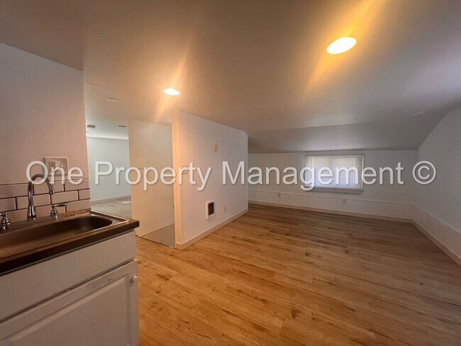 Photo - 4512 Pacific Way Unit #1