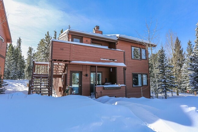Building Photo - 2 Bedroom on Baldy Mountain overlooking Breckenridge. Steps to the bus stop! Great views! Updates...