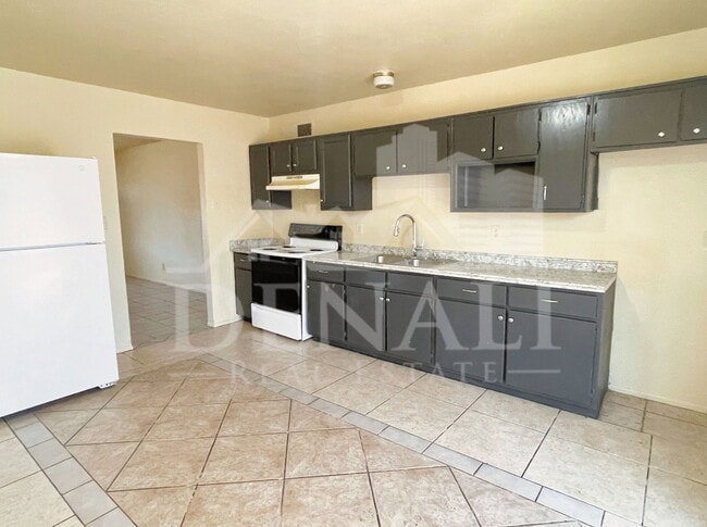 1602 W Fremont Rd.