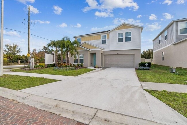 Photo - 601 Ambleside Dr