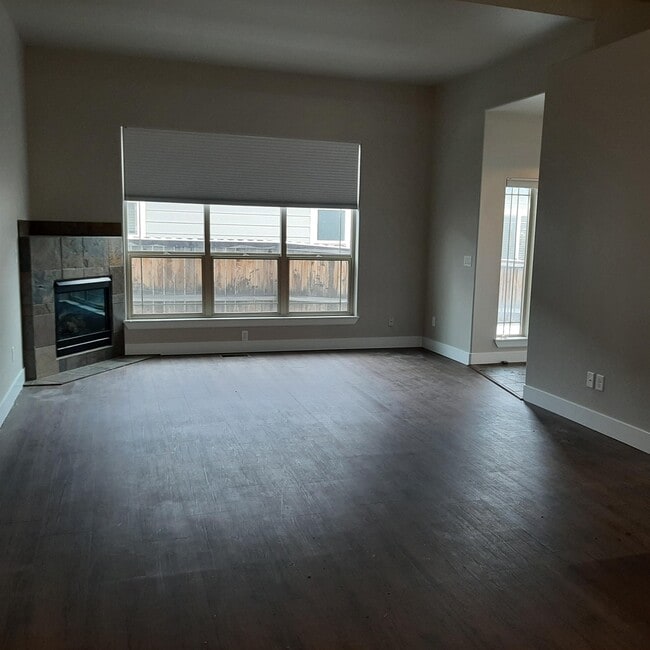 Photo - 1273 SW Tanner Ct