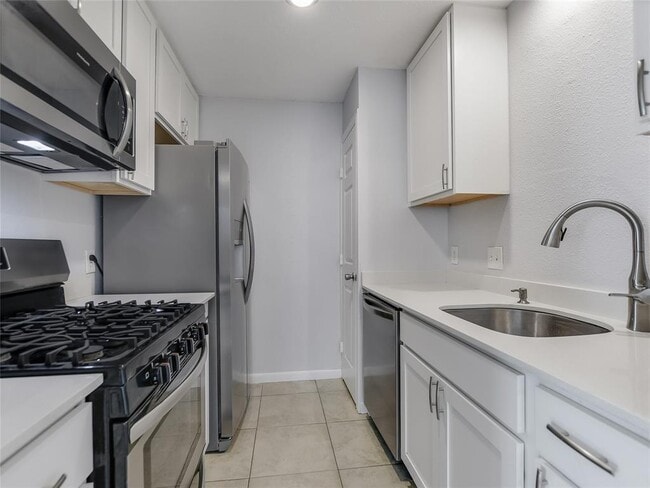 Photo - 10701 Lanshire Dr