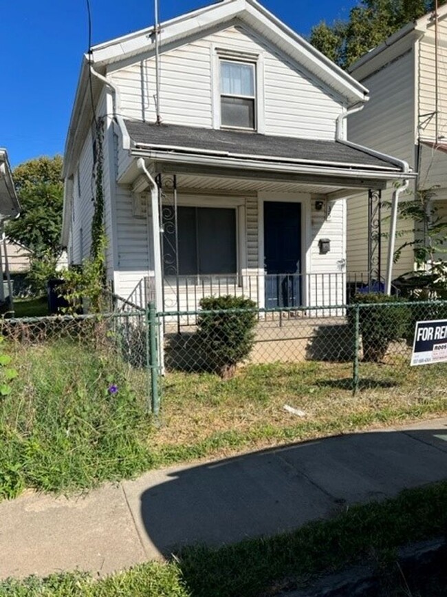 Two bedroom, one bath home located in Dayton* - Two bedroom, one bath home located in Dayton*