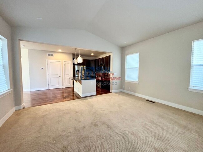 Photo - 10417 Rutledge St