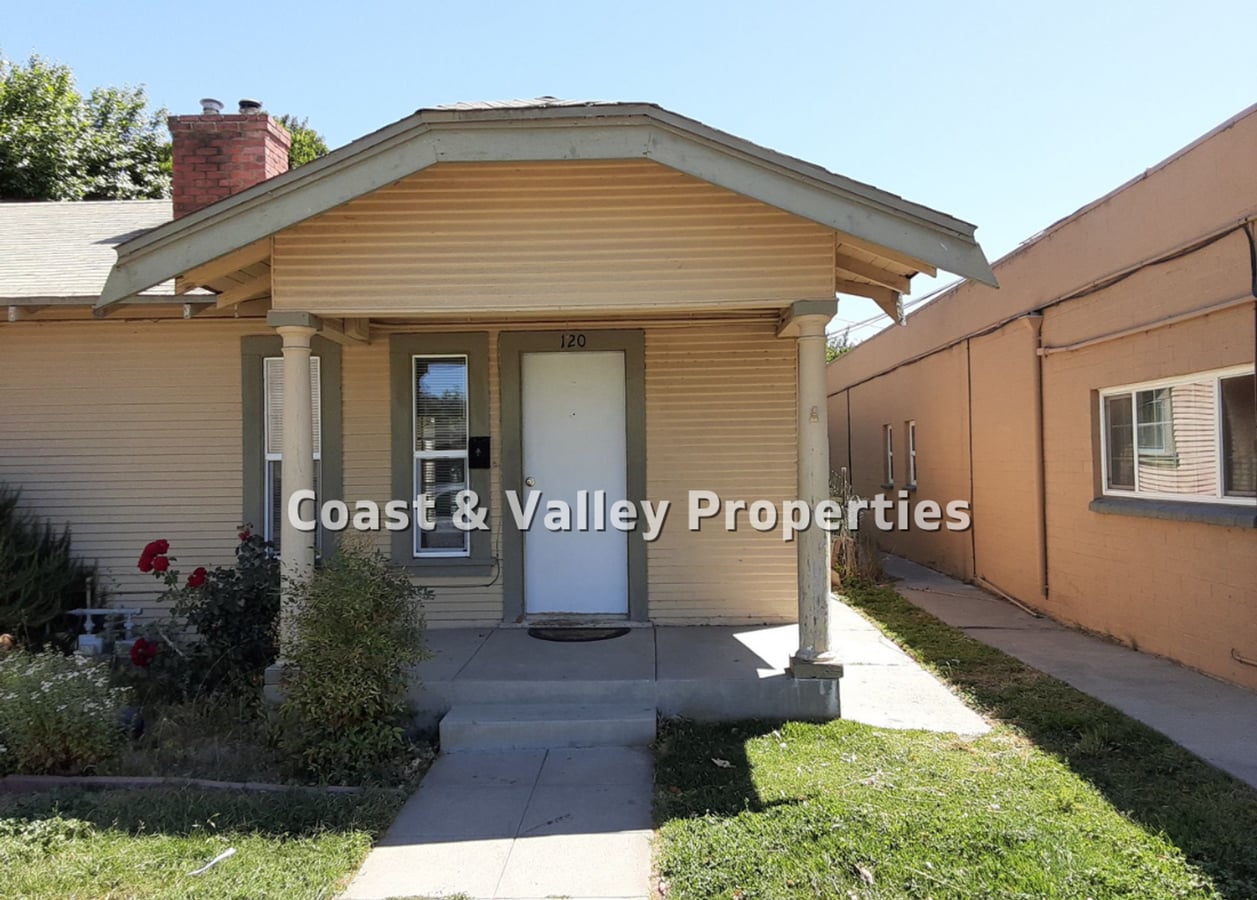 120-122 N. Mildred Avenue, King City, CA 9... - 120-122 N. Mildred Avenue, King City, CA 9... Apartment Unit 120 N. Mildred Ave.