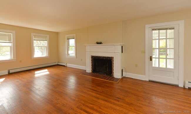 Photo - 124 Purchase Brook Rd