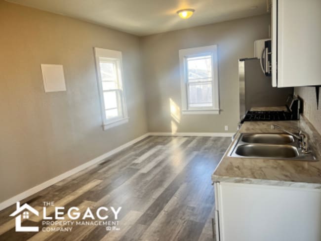 Photo - Centrally Located Living