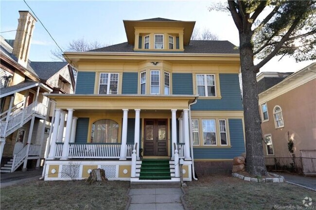Building Photo - 201 Sherman Ave Rental