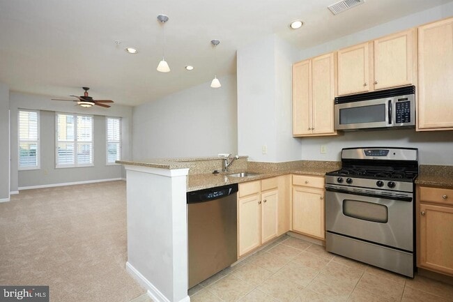 Photo - 2655 Prosperity Ave Unit 205