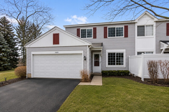 Building Photo - 1688 Normantown Rd