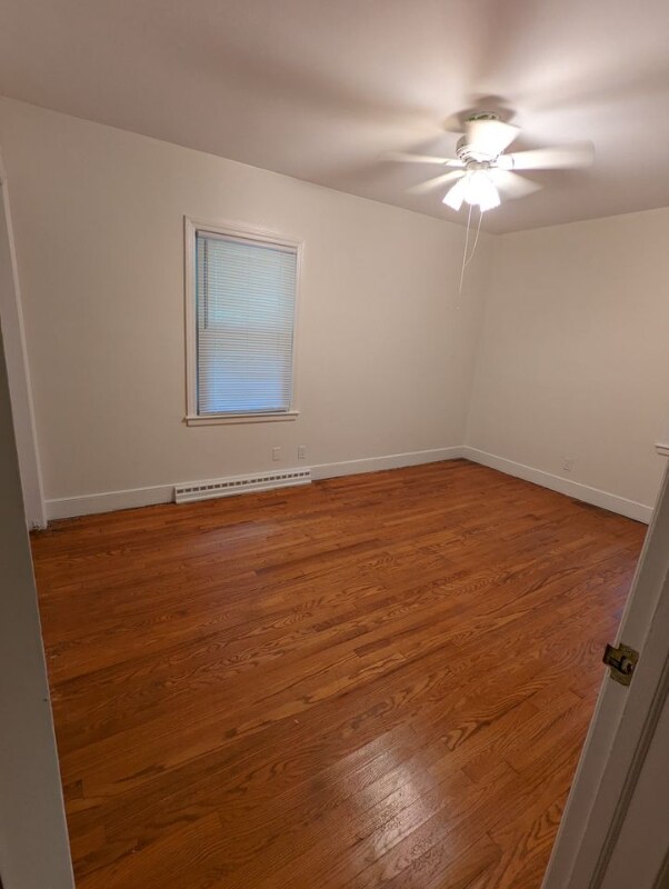 Photo - 1403 Spry St