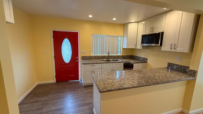 Photo - 659 W Riggin St Unidad Riggin