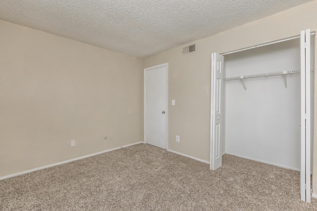 Photo - 7770 Starkey Rd Unit 104