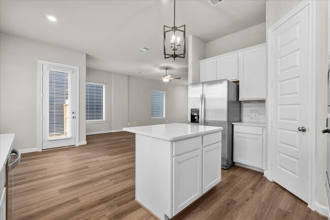 Photo - 700 Topwater Trl