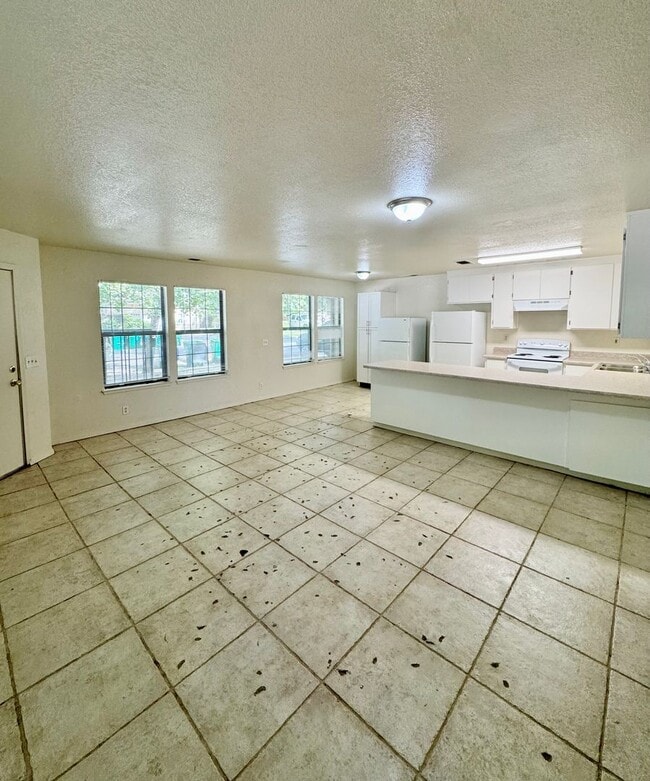 Photo - **Reserve for Summer 2026** Deckhouse at 6th & Ivy!