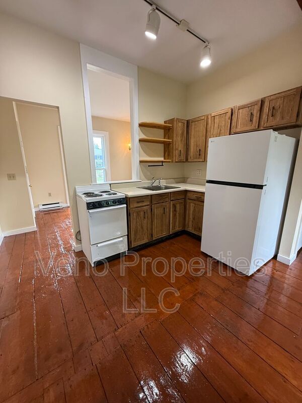 Photo - 1 Pleasant St