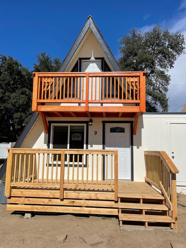 Building Photo - 37824 Old Highway 80 Unit Cabin 2