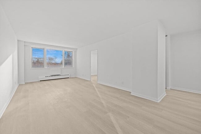 Photo - 5700 Arlington Ave