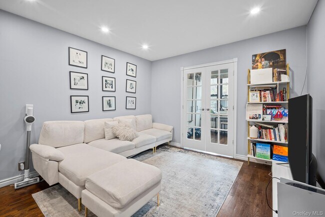 Photo - 58-03 Calloway St Unidad 4FF