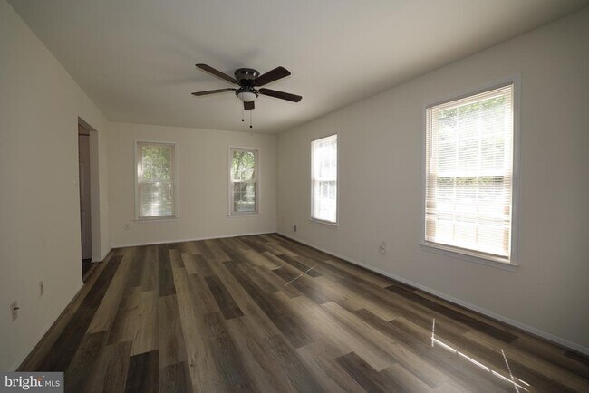 Photo - 2400 Ansdel Ct