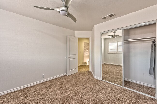 Photo - 7767 Parnell Ave