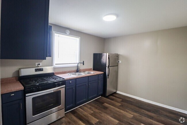 Building Photo - Charming Studio with Modern Updates Rental