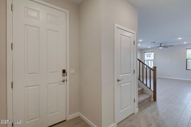 Photo - 2831 S Central Dr