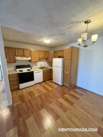 Photo - 175 Adams St Unidad 30