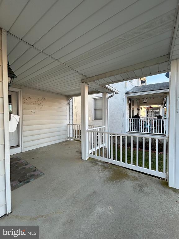 Photo - 424 Center St