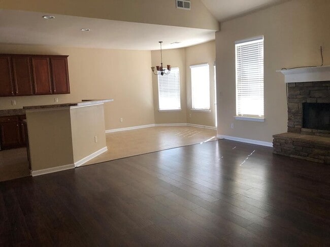 Photo - 13 Old Glory Way