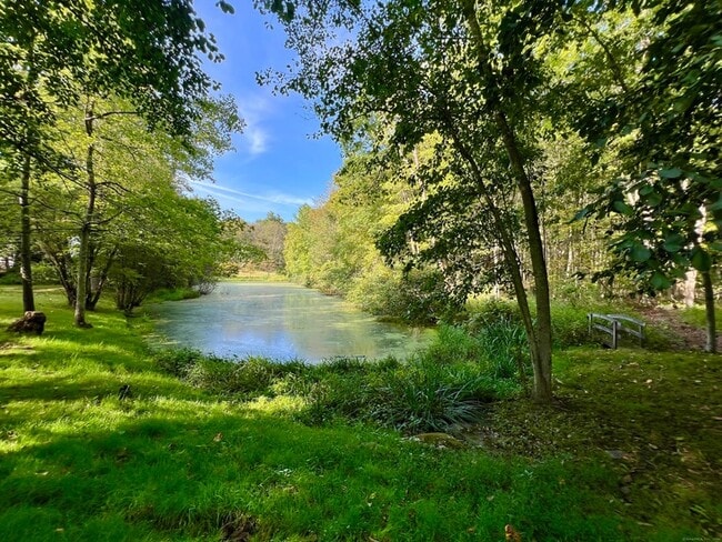 Photo - 314 Erskine Rd