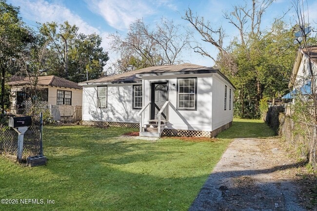 Photo - 2971 Warrington St