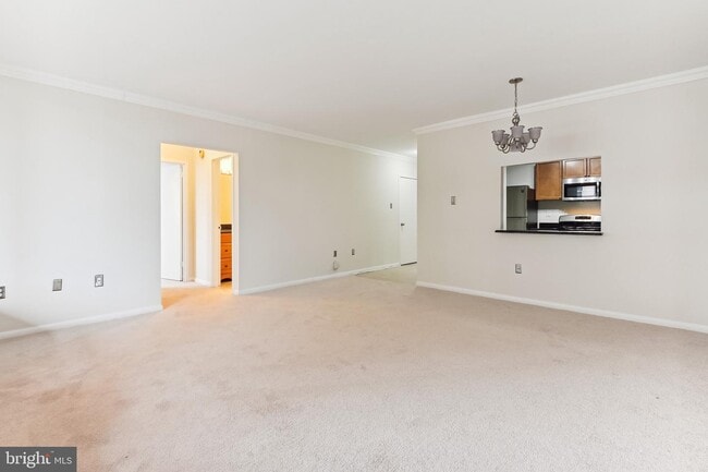 Photo - 3701 S George Mason Dr Unit 418N