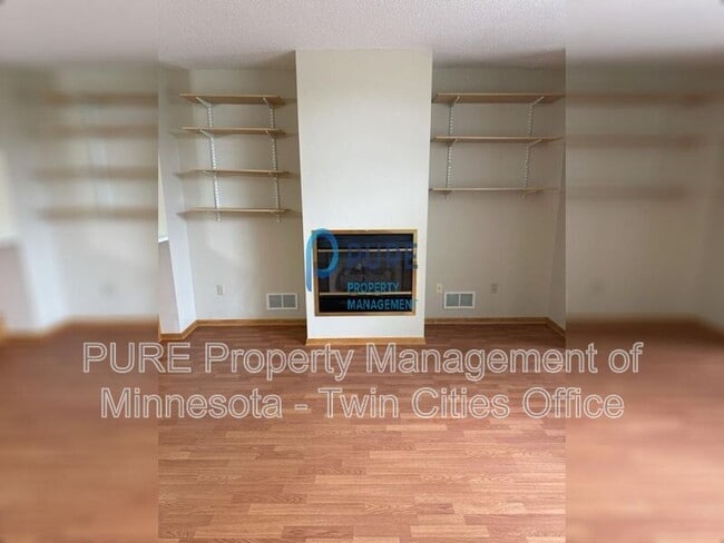 Photo - 15333 Greenhaven Ln