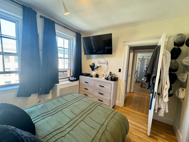 Photo - Spacious Cambridge 1 Bed