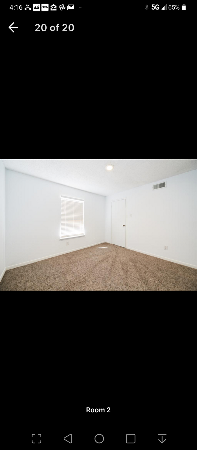 Clean modern efficient layout. Bedrooms newly painted. - 12400 Overbrook Ln Apartamentos Unidad 12200 Overbrook Ln 25C