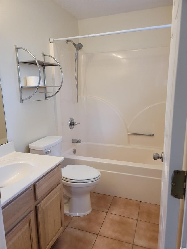 Photo - 609 6th Ave N