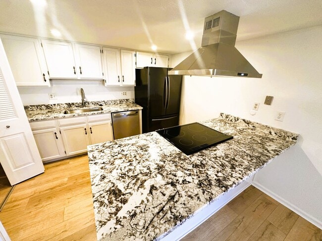 Photo - Completely Remodeled 4 Bed Home With Finis...