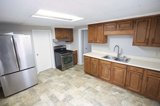 Photo - 854 Crosby St NW Unit #1