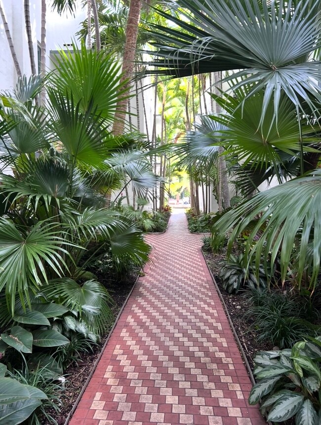 Photo - 3915 N Meridian Ave Unit 203